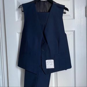 Calvin Klein Navy 3 piece suit